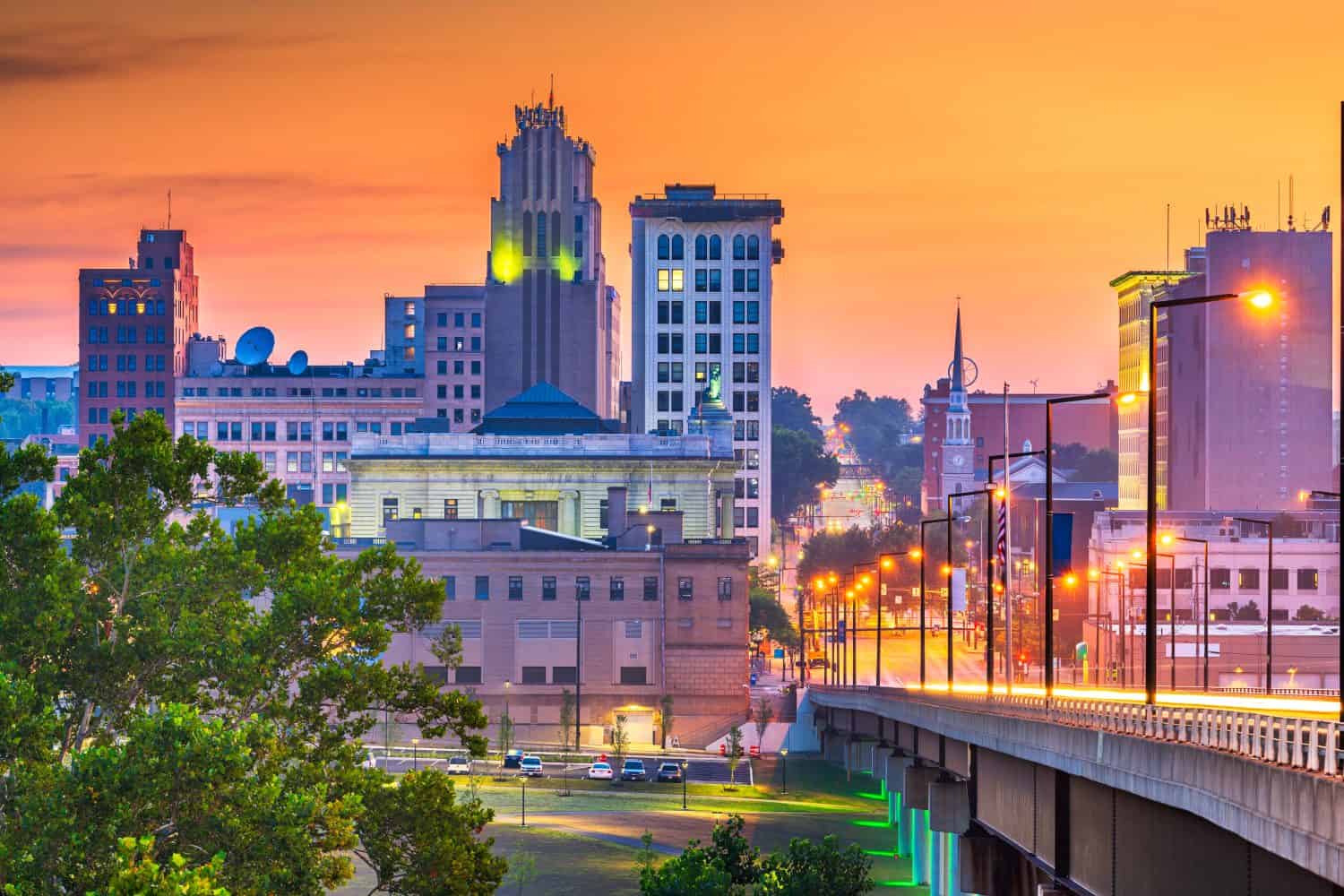 Youngstown, Ohio, USA downtown skyline at twilight.