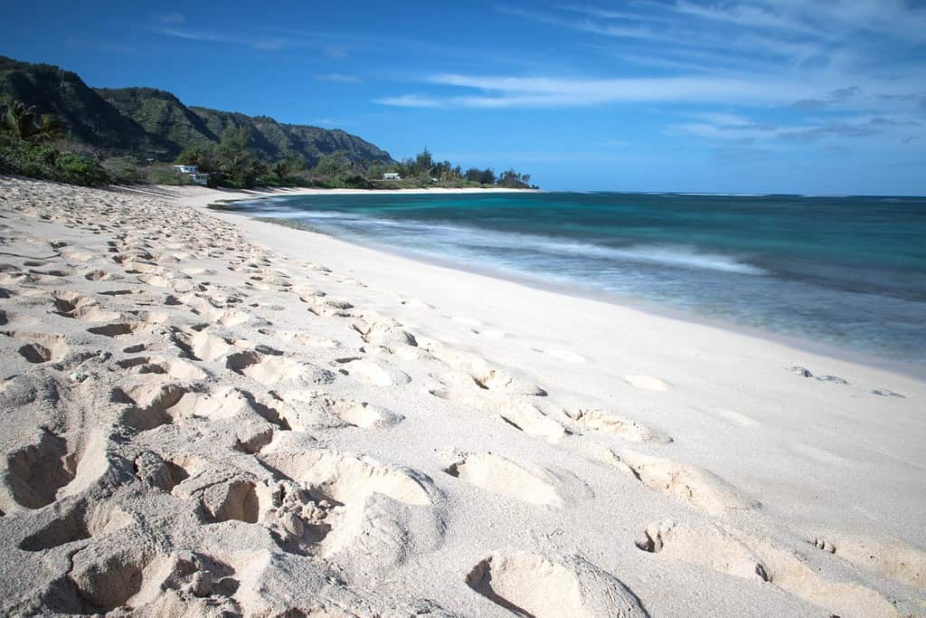 Empty beach on a sunny day at Mokuleia beach, Oahu, Hawaii