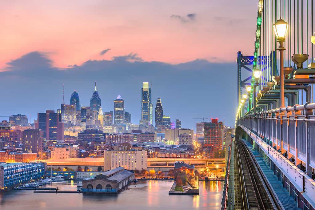 Philadelphia, Pennsylvania, USA skyline from the Benjamin Franklin Bridge.