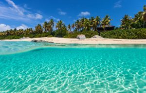 14 Islands with the Clearest Water in the Caribbean Picture