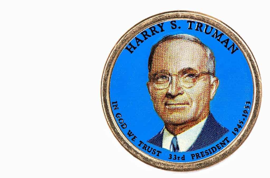 Harry S. Truman Presidential Dollar, USA coin a portrait image of HARRY S. TRUMAN in God We Trust 33rd PRESIDENT 1945-1953 on $1 United Staten of Amekica, Close Up UNC Uncirculated - Collection