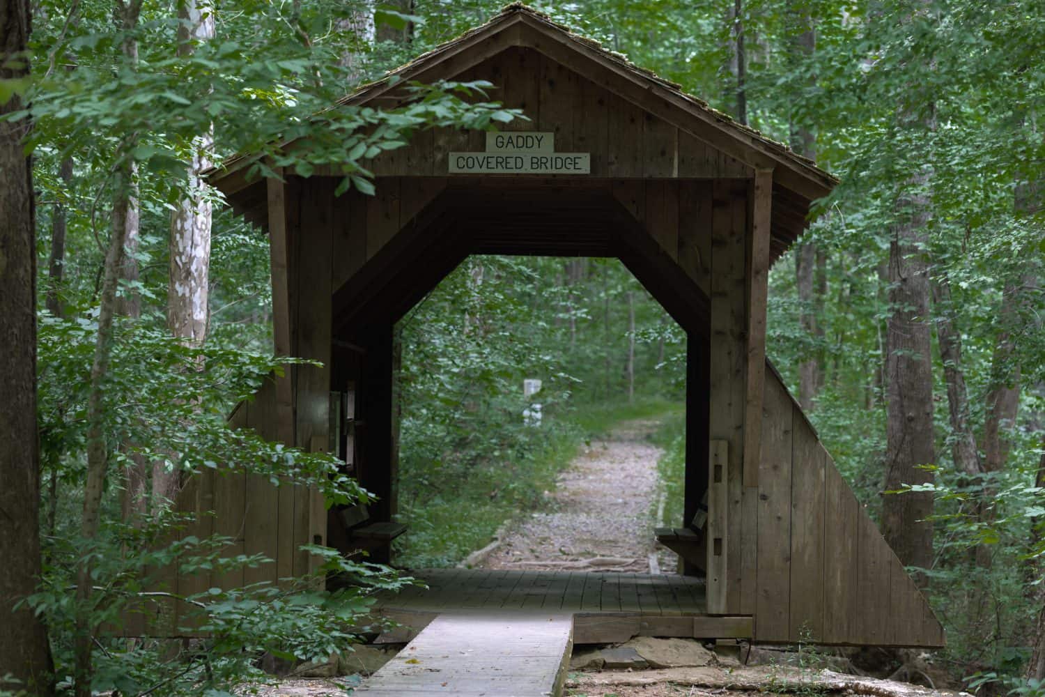 A beautiful area that draws fishermen of all ages. The Gaddy Covered bridge gives an extra attractionon to the Pee Dee National Wildlife refuge with benches for sitting and relaxing.