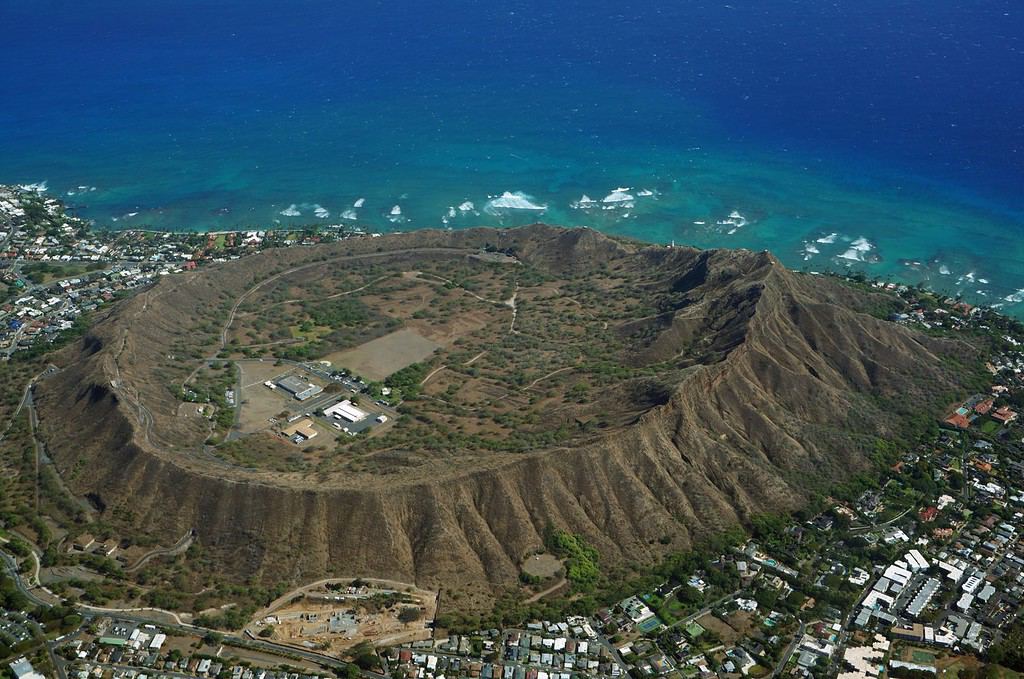 Aerial view of Diamondhead, Kapahulu, Kahala, Pacific ocean on Oahu, Hawaii. April 2016.