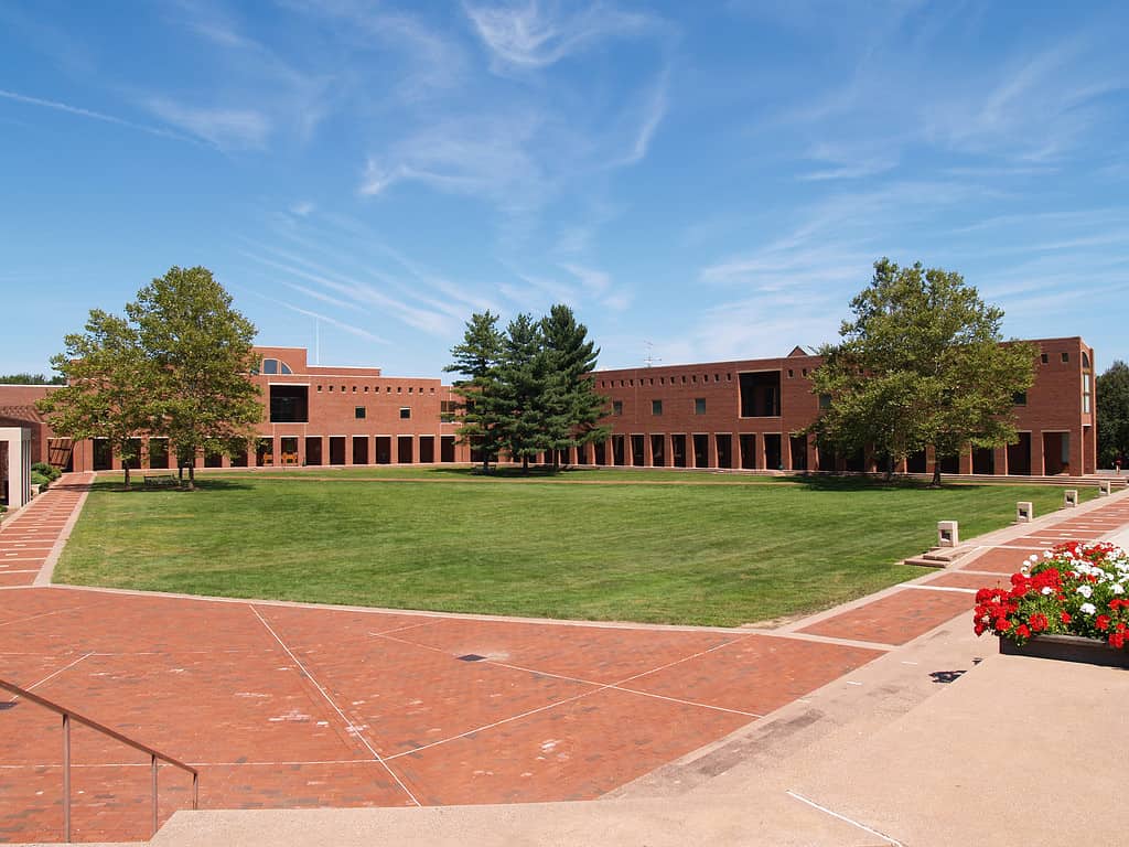 Chase Arena - Facilities - University of Hartford Athletics