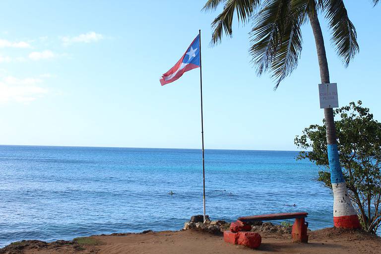 Playa Peña Blanca, Aguadilla, Puerto Rico