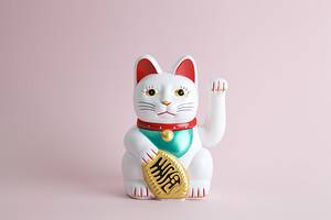 Maneki-Neko, the Lucky Cats of Japan: Meaning and Origin Picture