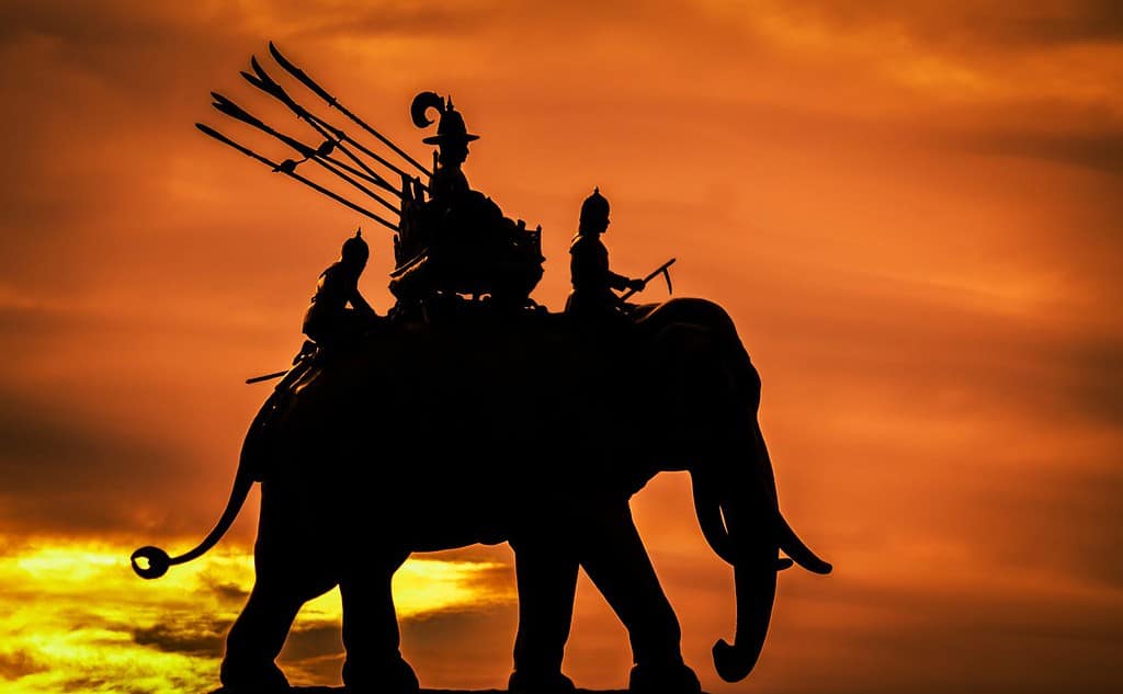 Warrior statue and Thai elephant