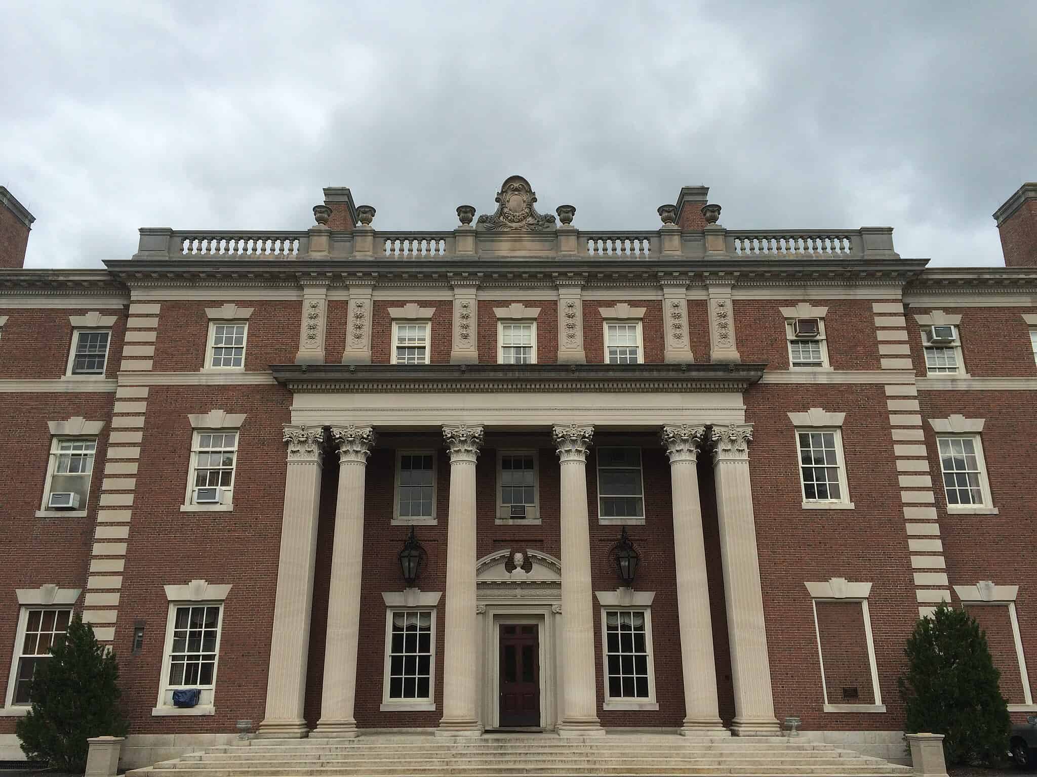 Discover the Largest House in New Jersey and Just How Big 46,000 Square ...