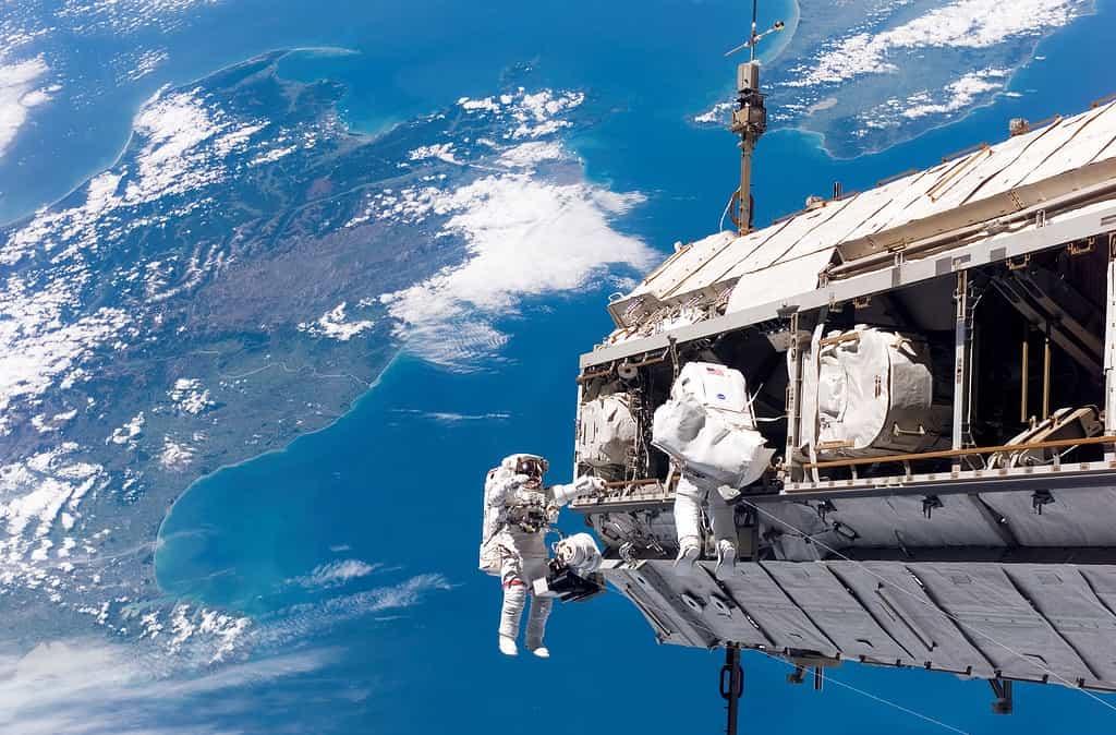 Astronaut spacewalk 