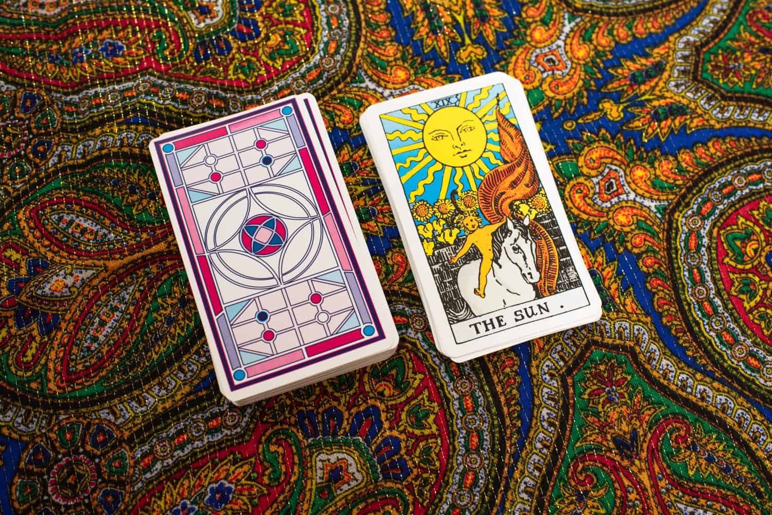 Tarot cards. Magic. Divination. The sun