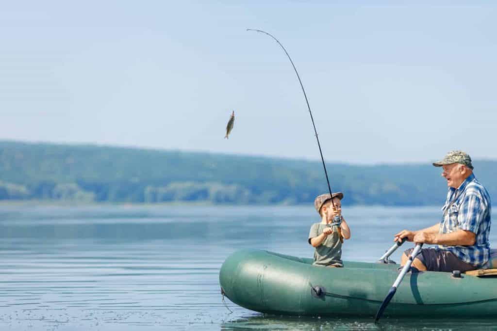 types of boats for lakes