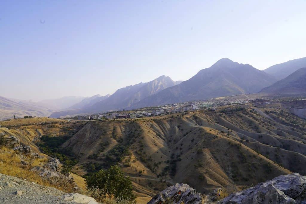 Mount Korek (Kurdish: &Ccedil;&icirc;yay&ecirc; Korek ,چیای کۆڕەک&lrm;) is a mountain located in Erbil Province of Iraqi Kurdistan, It is 50 kilometers away from the Iranian border.