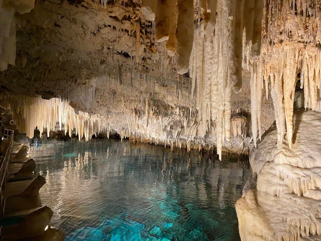 Crystal and fantasy caves in Bermuda 
