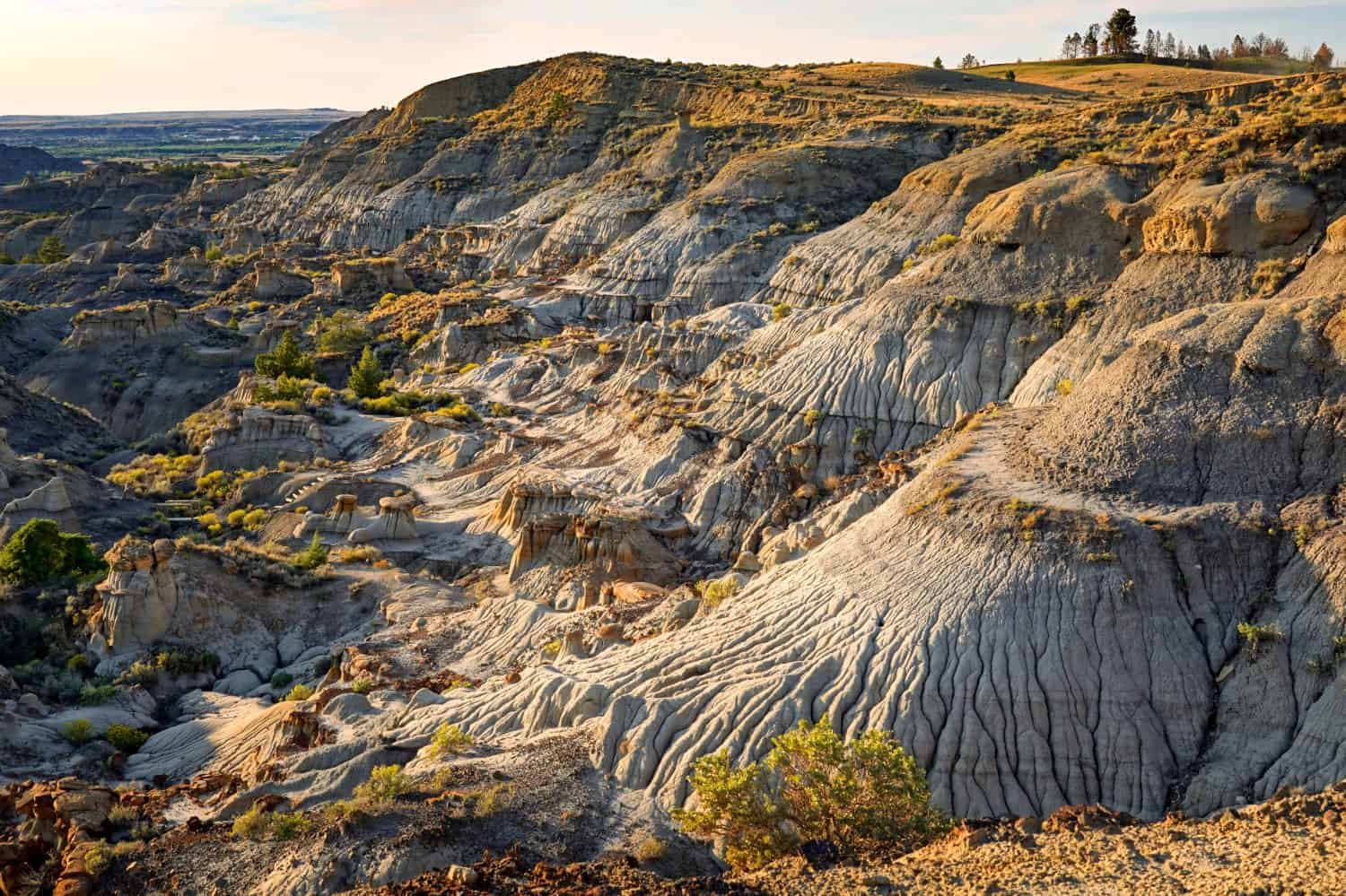 Sunset over the badlands of Makoshika State Park